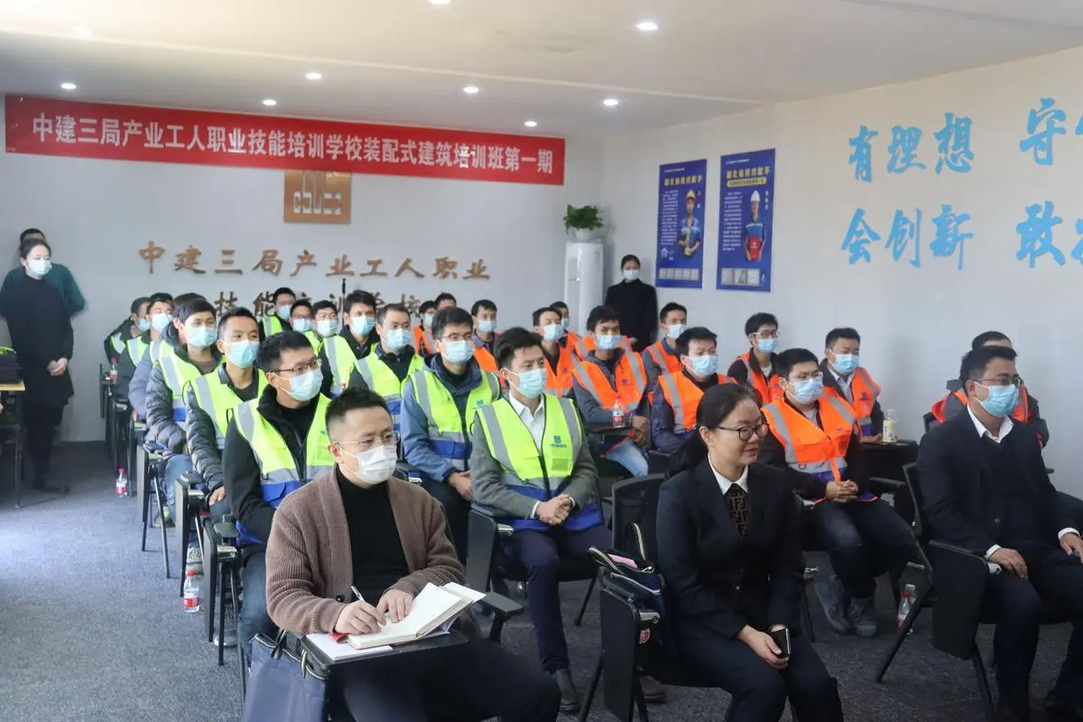 鄭州今年完成產(chǎn)業(yè)工人職業(yè)技能培訓4000人以上